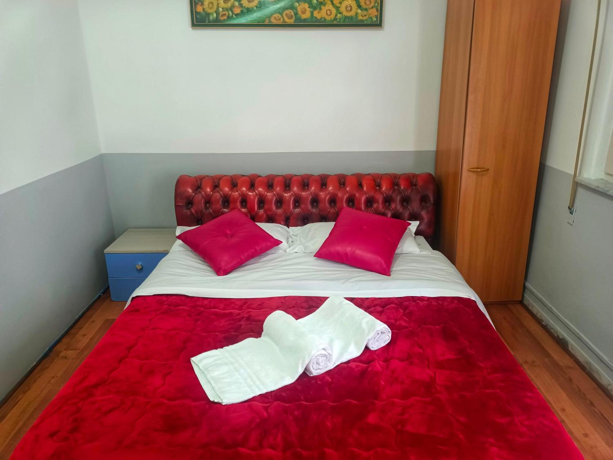 Host Roma Hostel Exterior photo